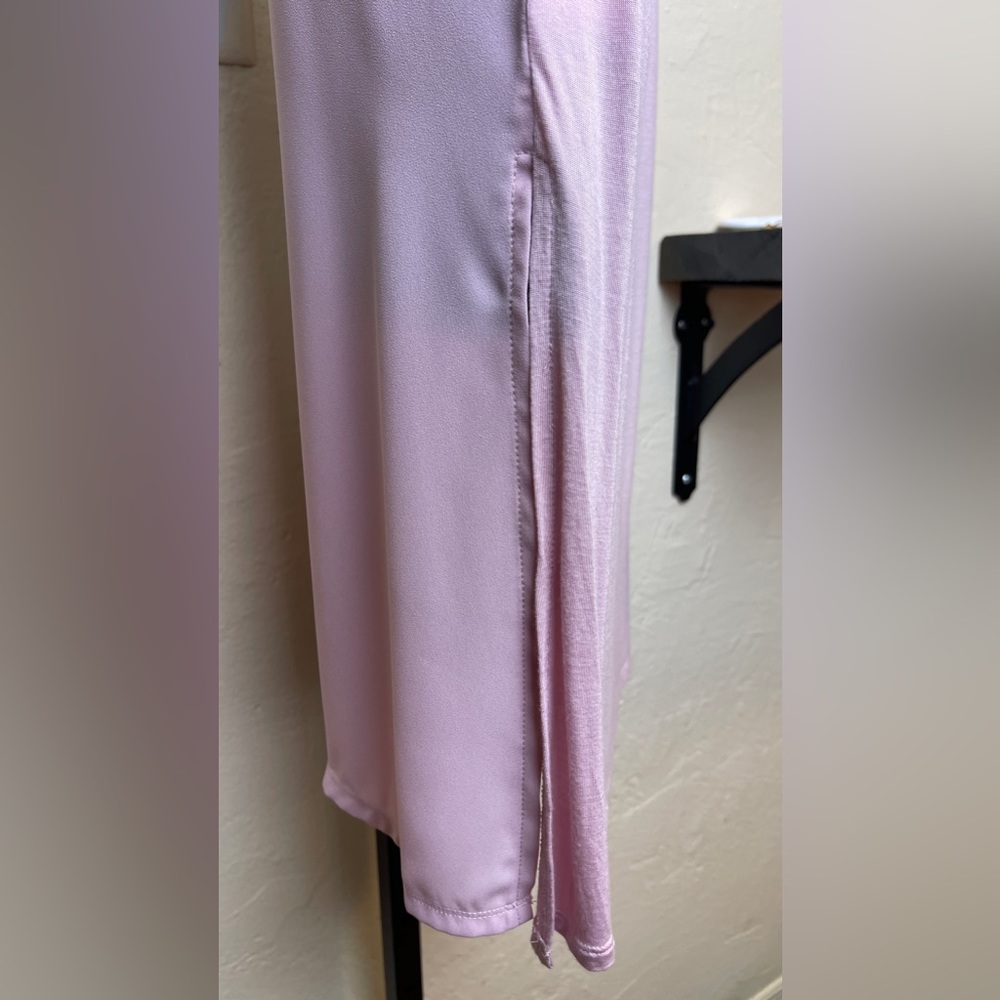 Lavender‎ Express Sleeveless Blouse - Picture 5 of 8